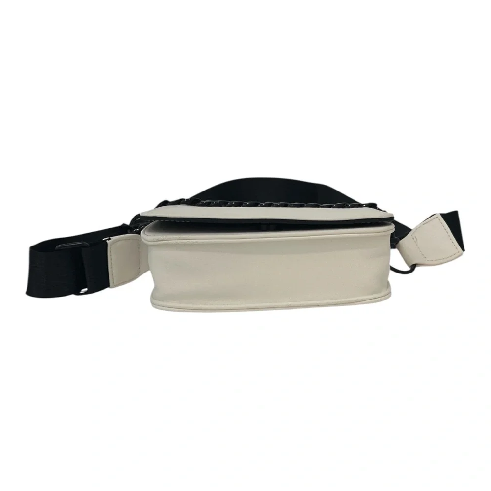 Elegant white Shoulder Bag - Picture 2 of 4